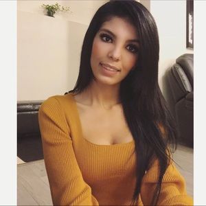 Meet your Posher, Saadia